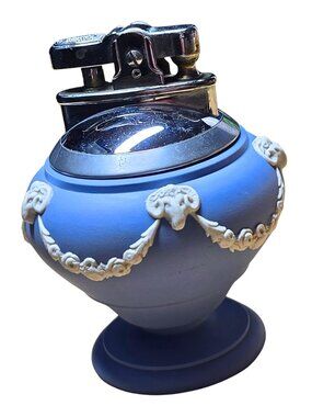 Wedgwood Ronson Jasperware Table Lighter w/ Matching Ashtrays 1954, England